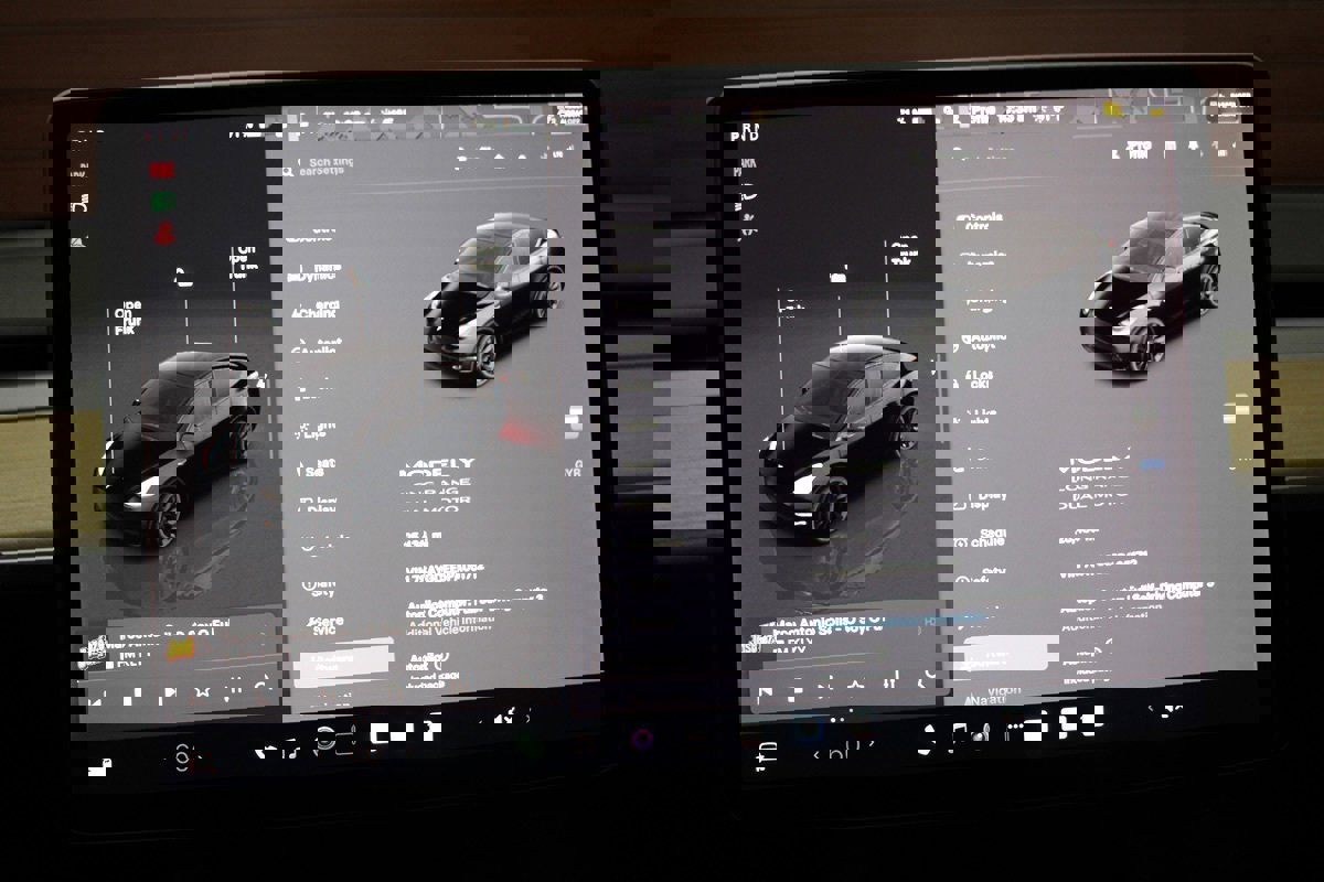 Used 2023 Tesla Model Y Long Range image 19