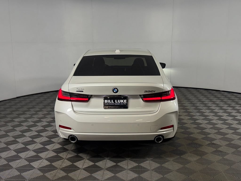 Used 2025 BMW 330i xDrive Sedan AWD/4WD image 8