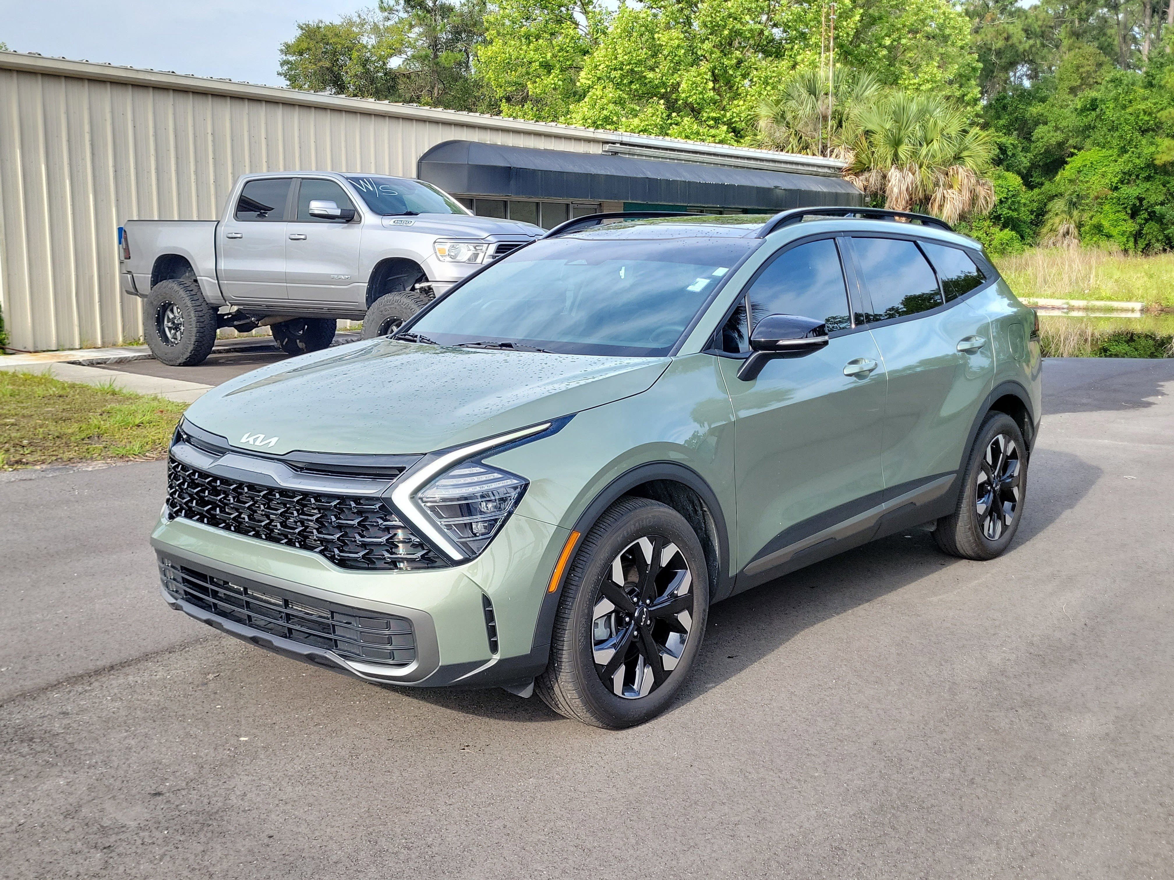 Certified 2024 Kia Sportage X-Line w/ X-Line Premium Package AWD/4WD image 3