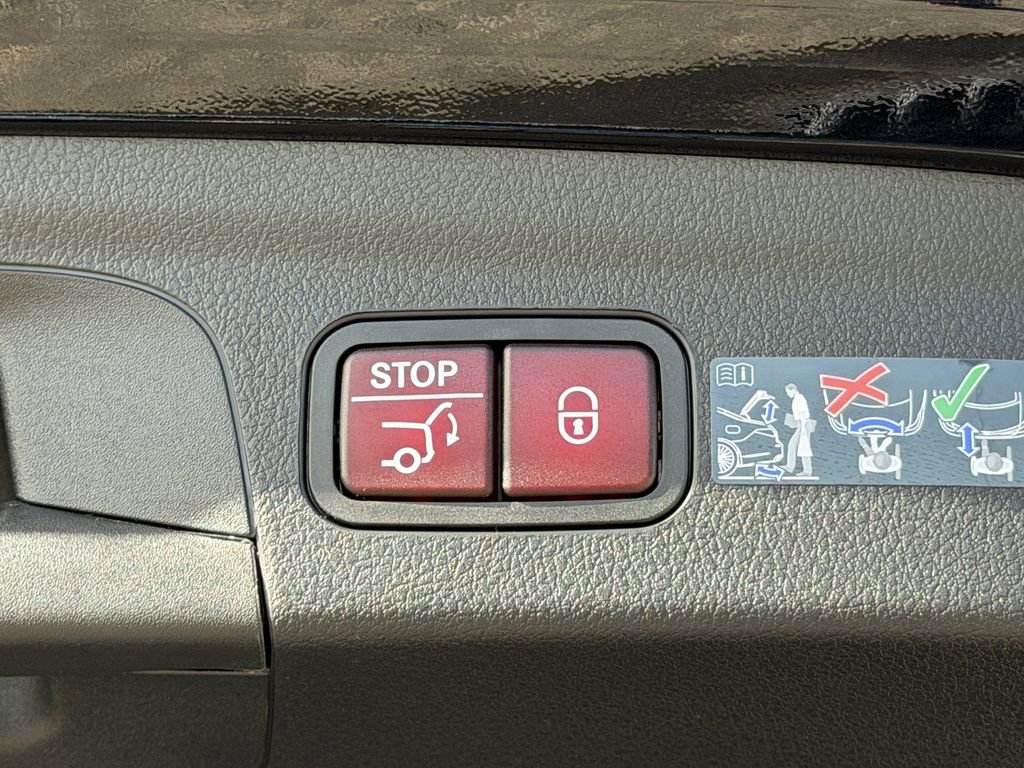 New 2026 Mercedes-Benz GLE 63 AMG S image 14