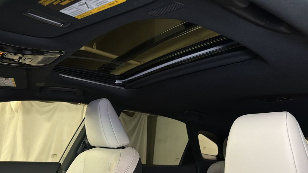 Used 2023 Lexus RX 350 Premium w/ Accessory Package AWD/4WD image 6