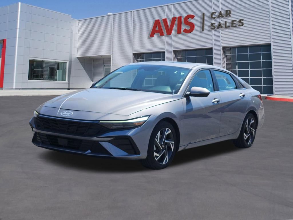 Used 2025 Hyundai Elantra Limited FWD video 1