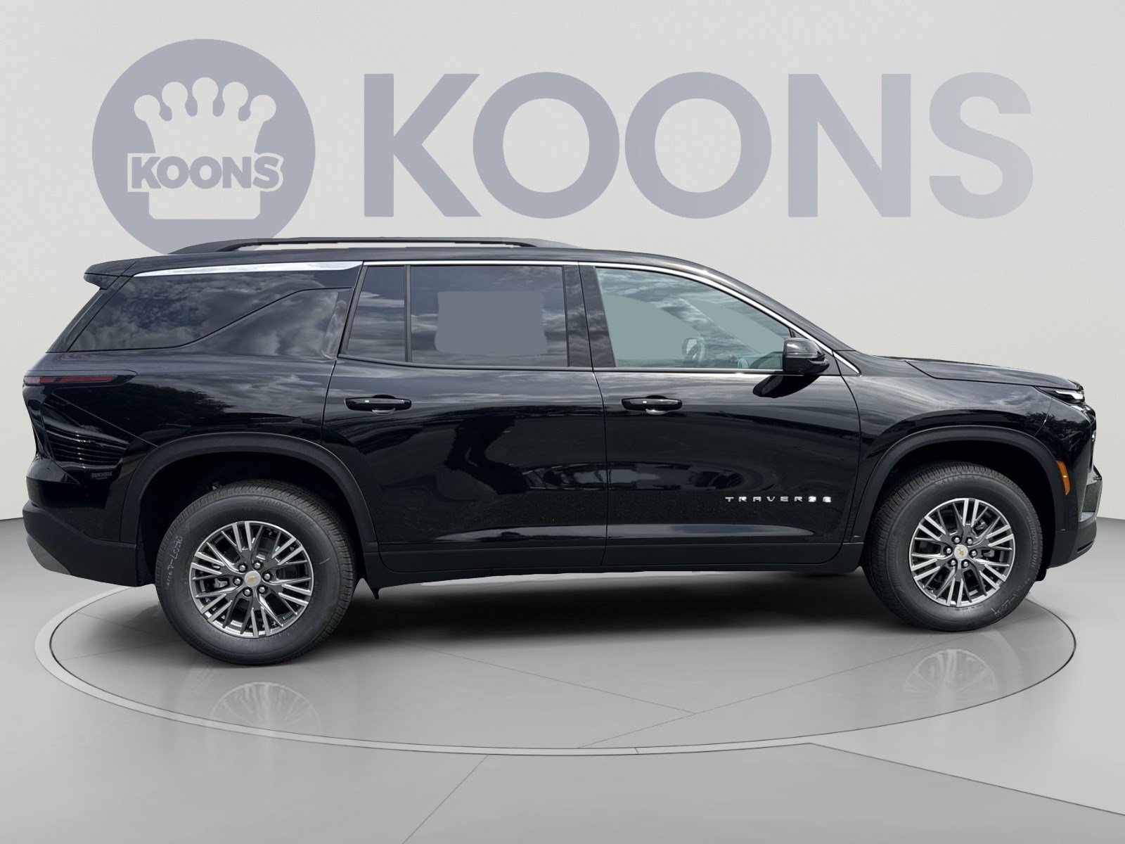 New 2026 Chevrolet Traverse LT w/ Driver Confidence Package AWD/4WD image 5