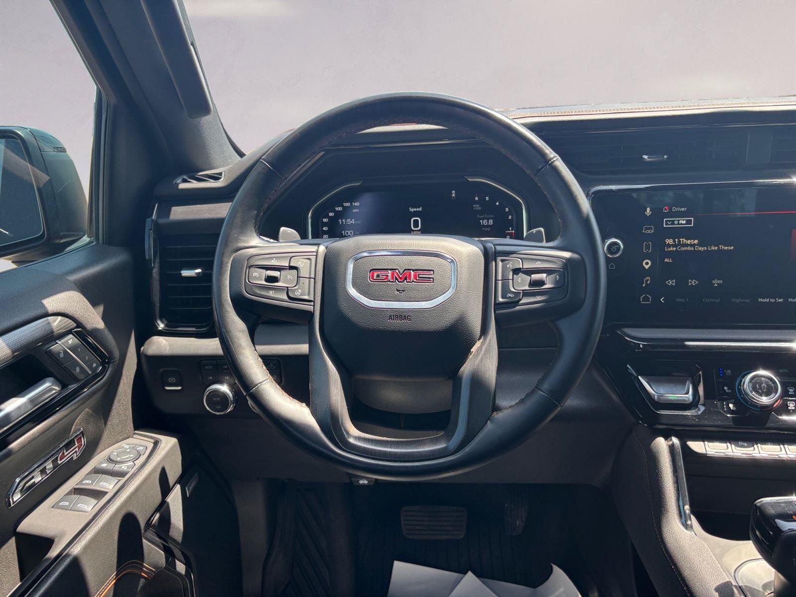 Used 2025 GMC Sierra 1500 AT4 w/ AT4 Premium Package AWD/4WD image 12