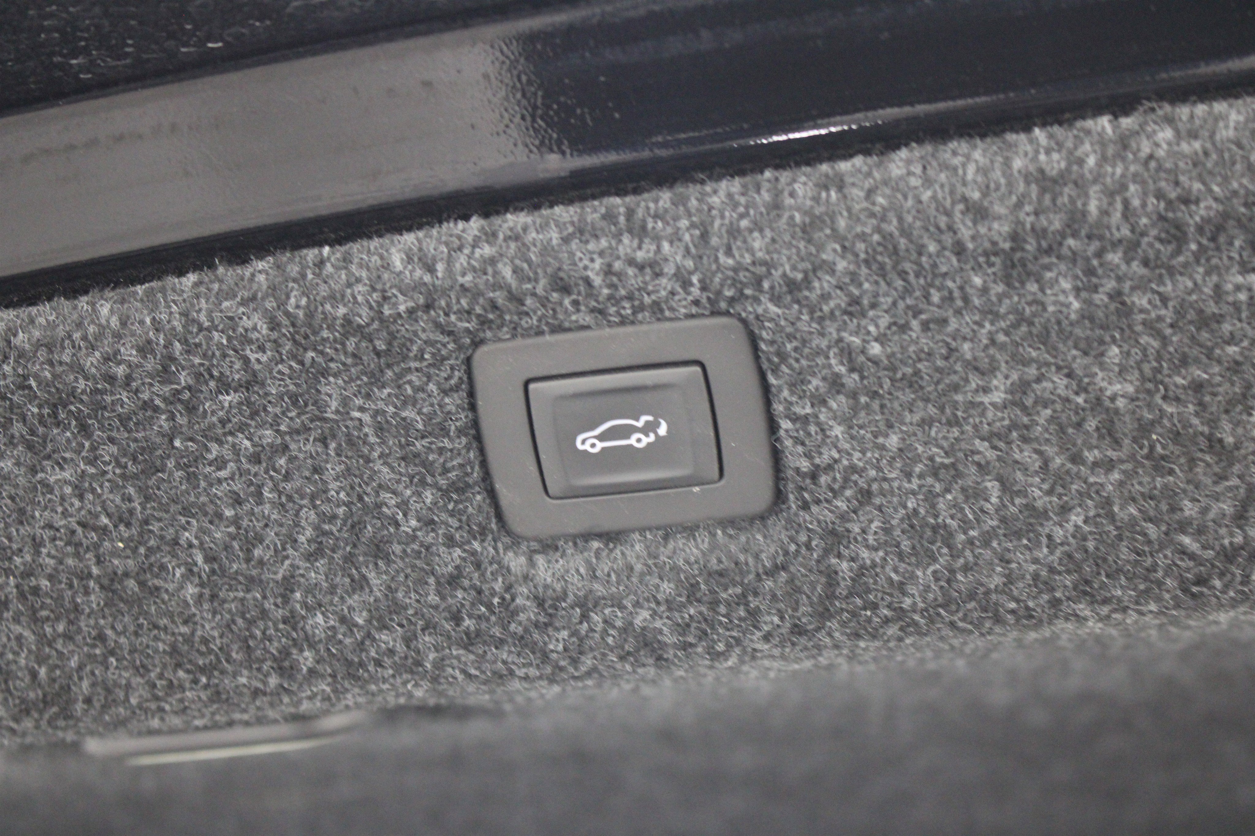 Used 2020 Cadillac CT6 Premium Luxury AWD/4WD image 32