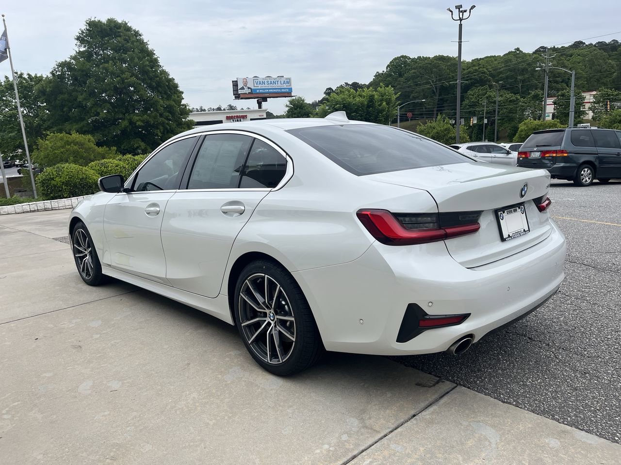 Used 2021 BMW 330i Sedan w/ Premium Package RWD image 6