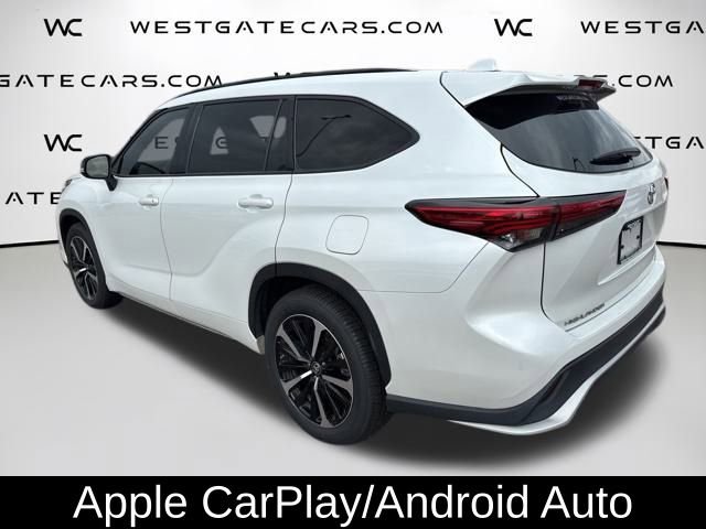 Used 2022 Toyota Highlander XSE image 15