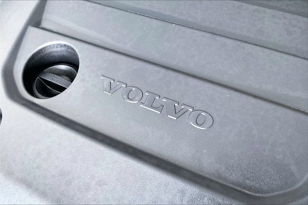 Certified 2024 Volvo XC40 B5 Core w/ Protection Package Premier AWD/4WD image 40