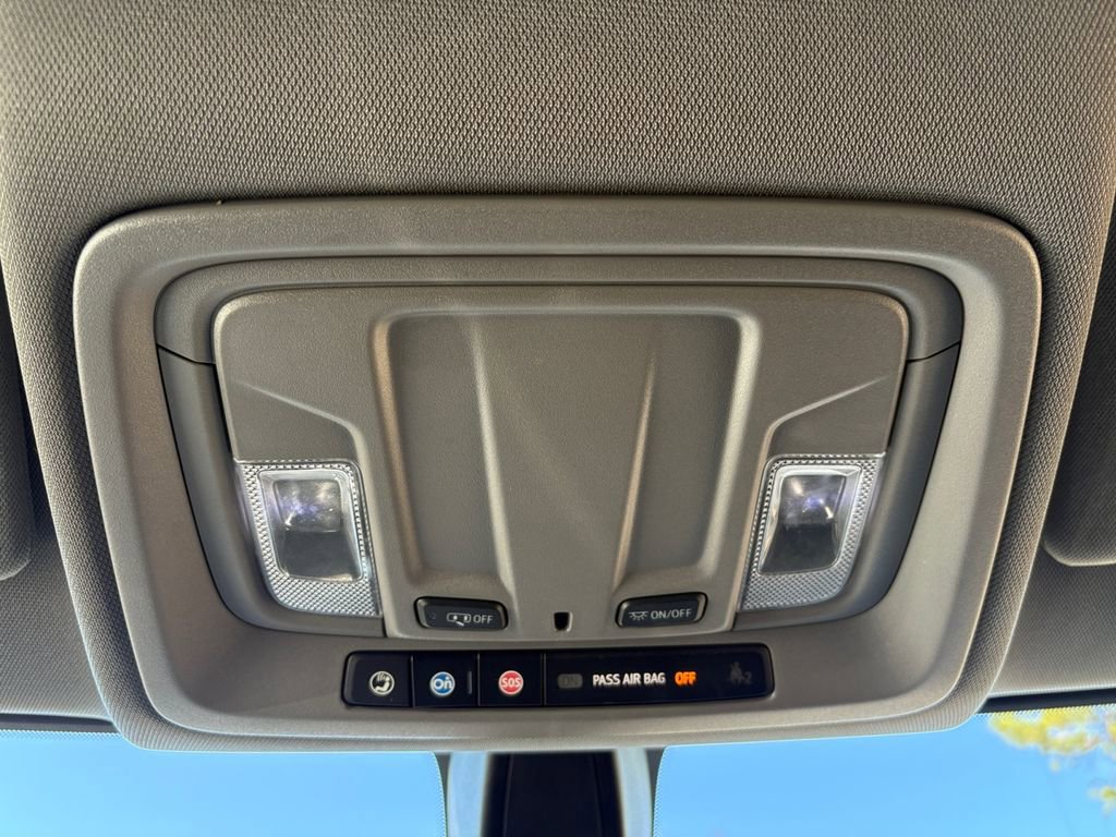 Used 2022 Chevrolet Silverado 1500 LT image 28