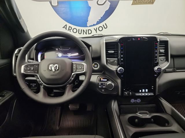 New 2026 RAM 1500 4x4 Crew Cab image 18