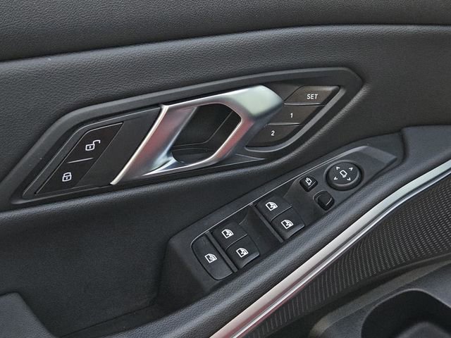 Used 2024 BMW M340i w/ Premium Package image 27