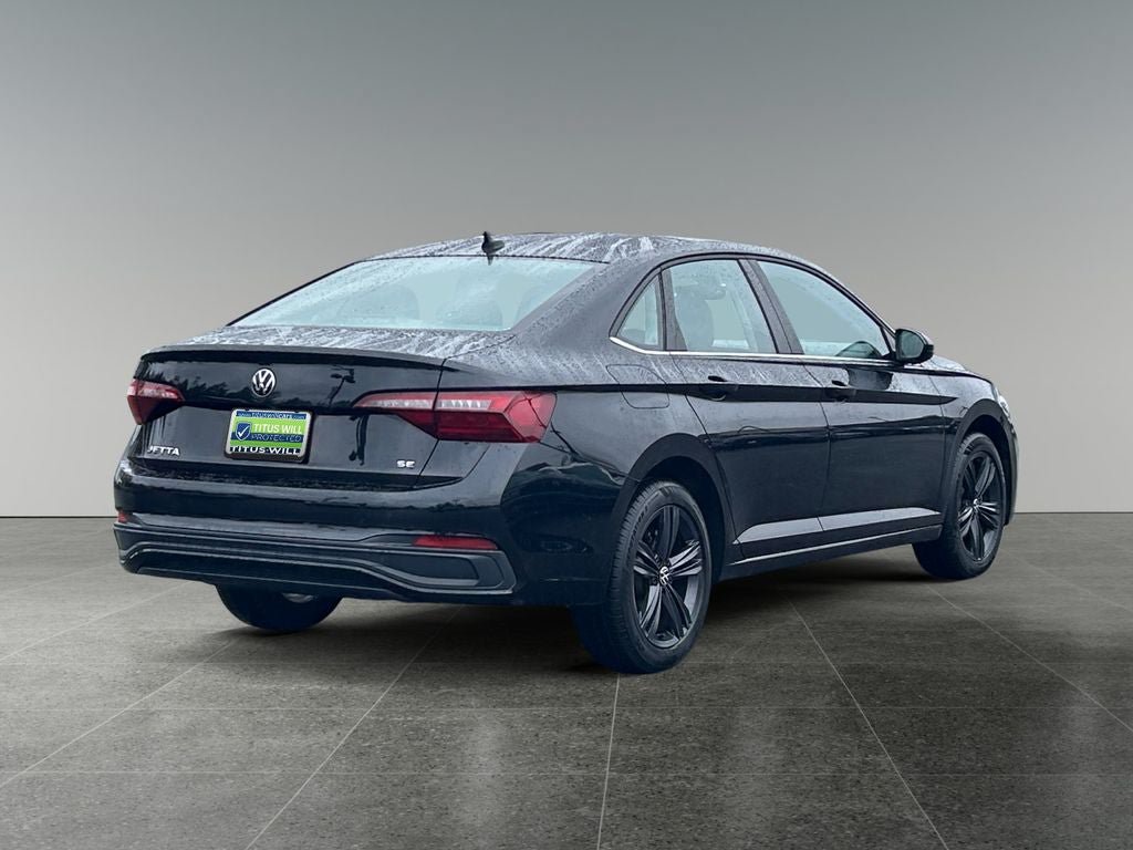 Used 2022 Volkswagen Jetta SE FWD image 9
