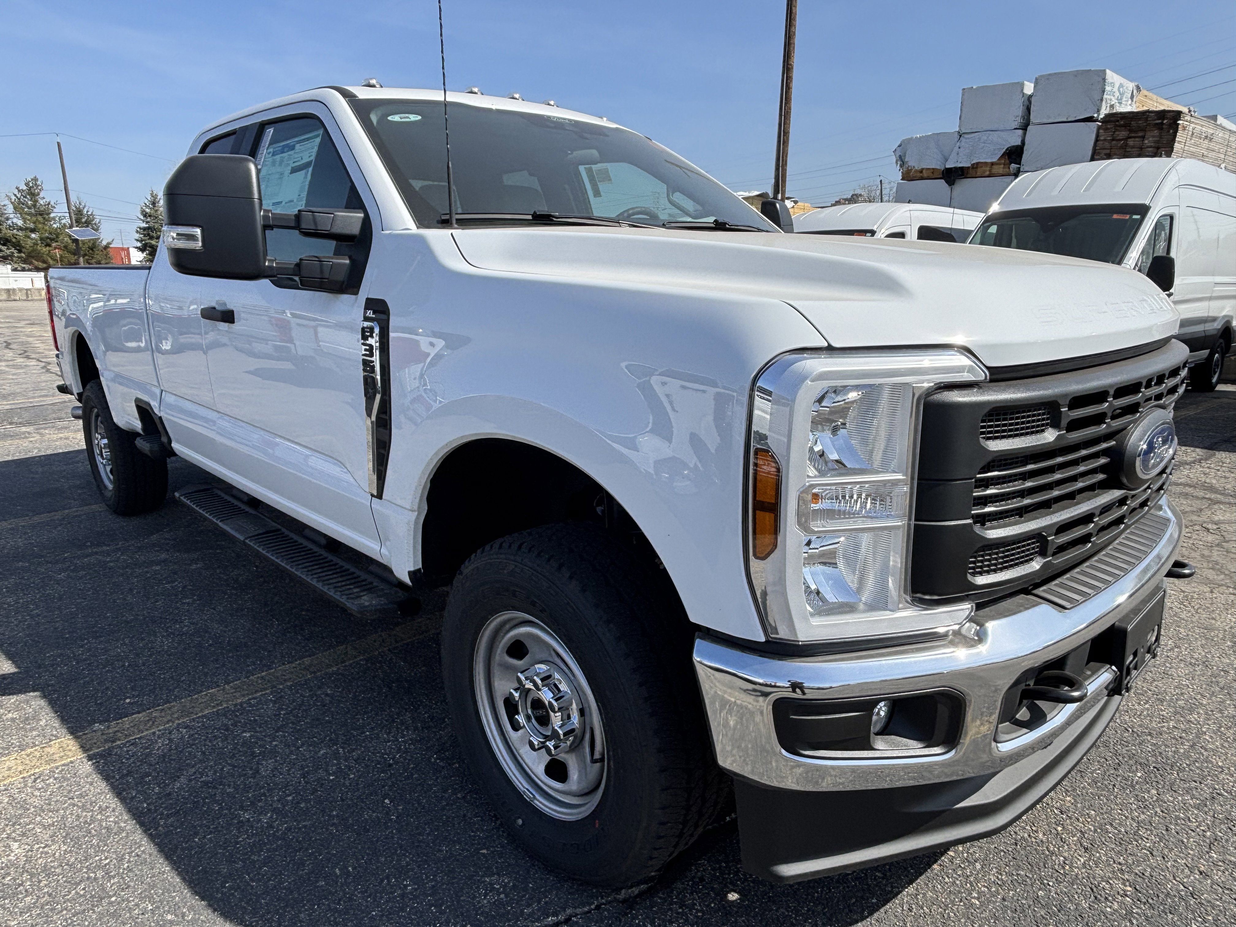 New 2025 Ford F350 XL w/ FX4 Off-Road Package image 1