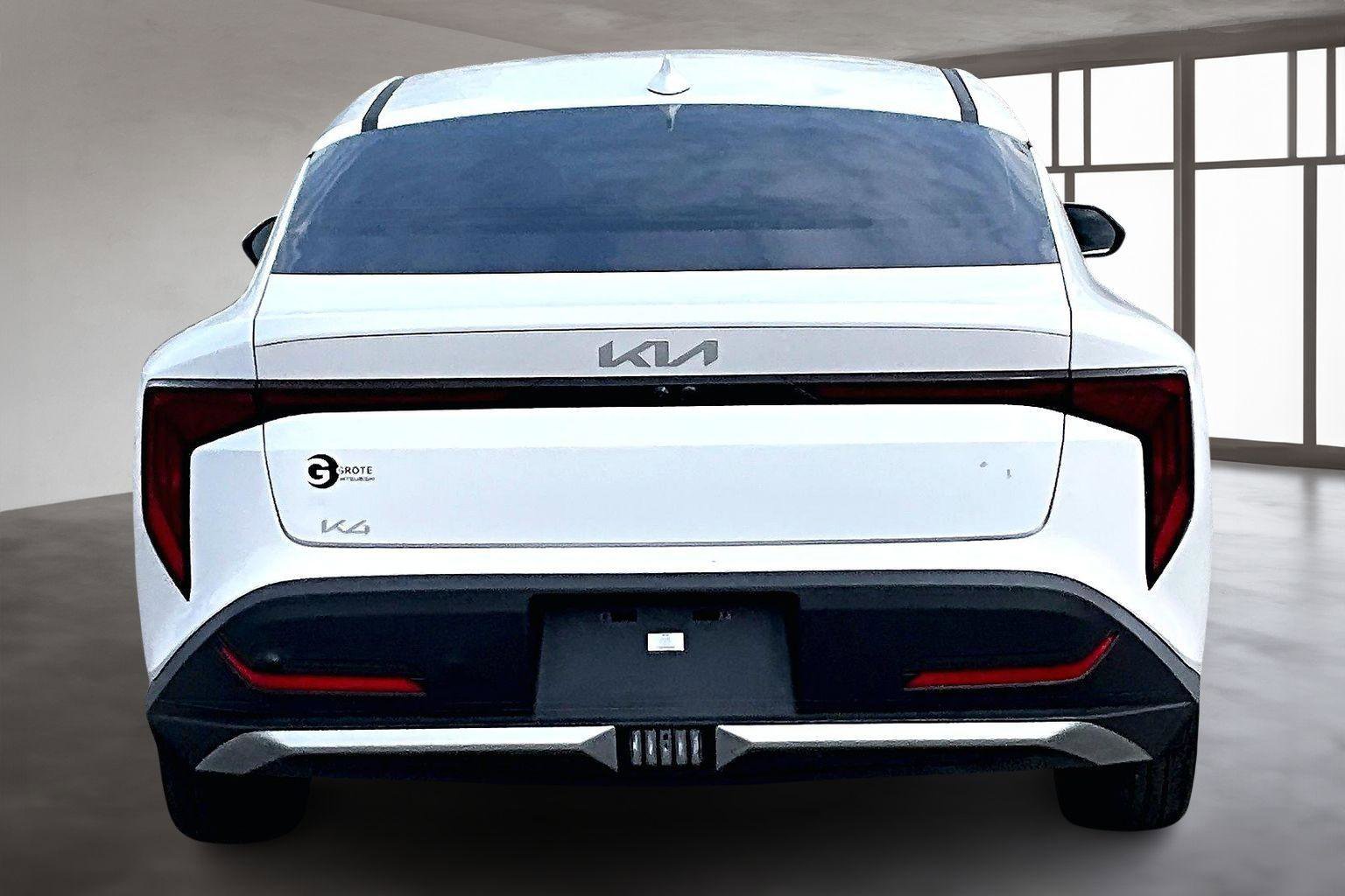 Used 2025 Kia K4 LXS image 5