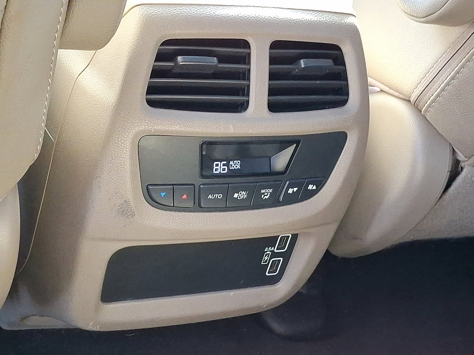 Used 2019 Honda Pilot EX-L image 11