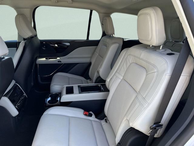 New 2026 Lincoln Aviator Reserve image 29