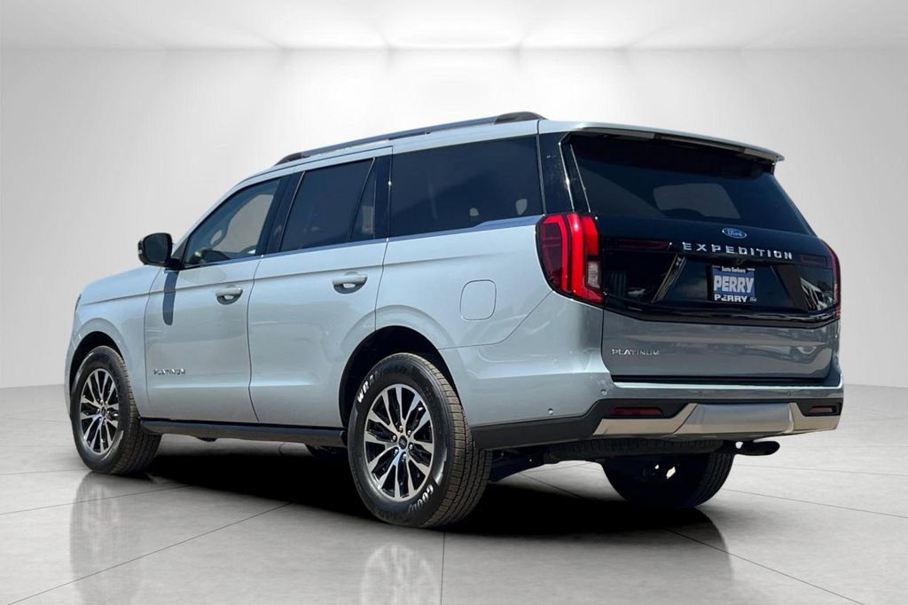 Used 2025 Ford Expedition Platinum image 6