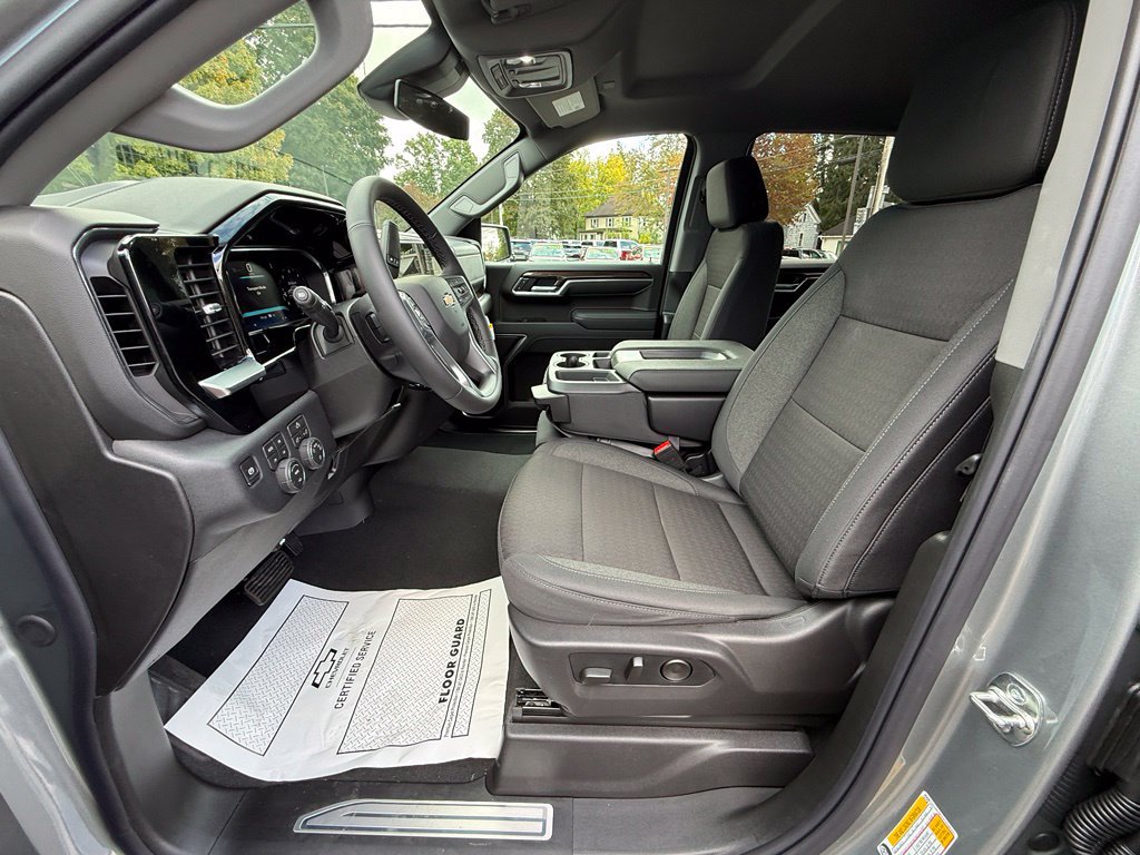 New 2026 Chevrolet Silverado 1500 LT w/ Z71 Off-Road Package AWD/4WD image 16