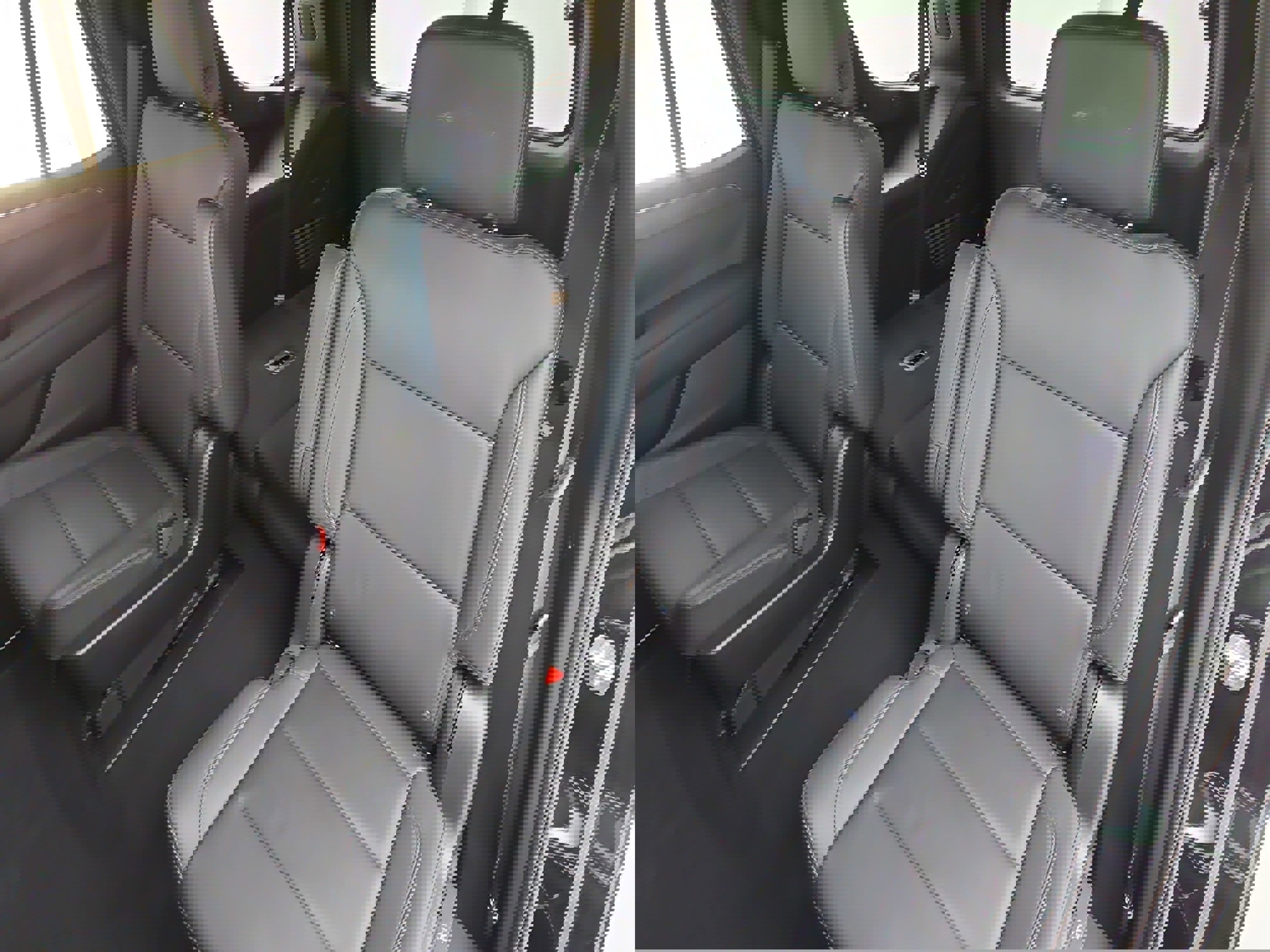 Used 2022 Chevrolet Tahoe Z71 w/ Luxury Package image 15