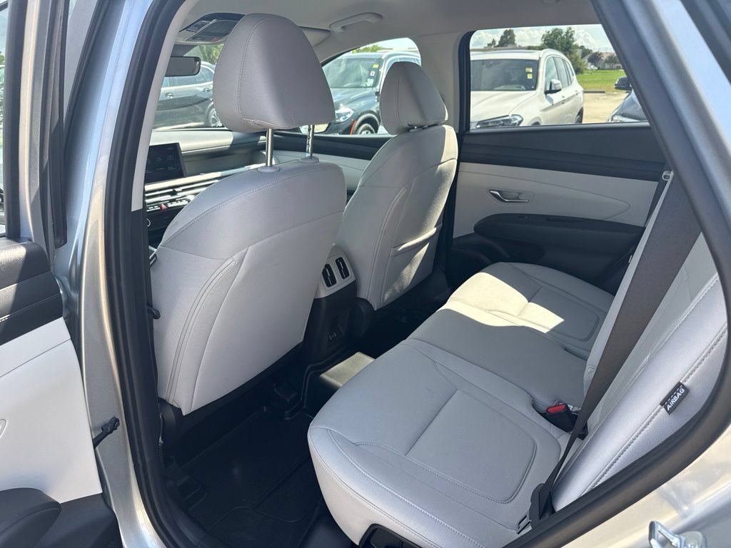 Used 2025 Hyundai Tucson SEL FWD image 19
