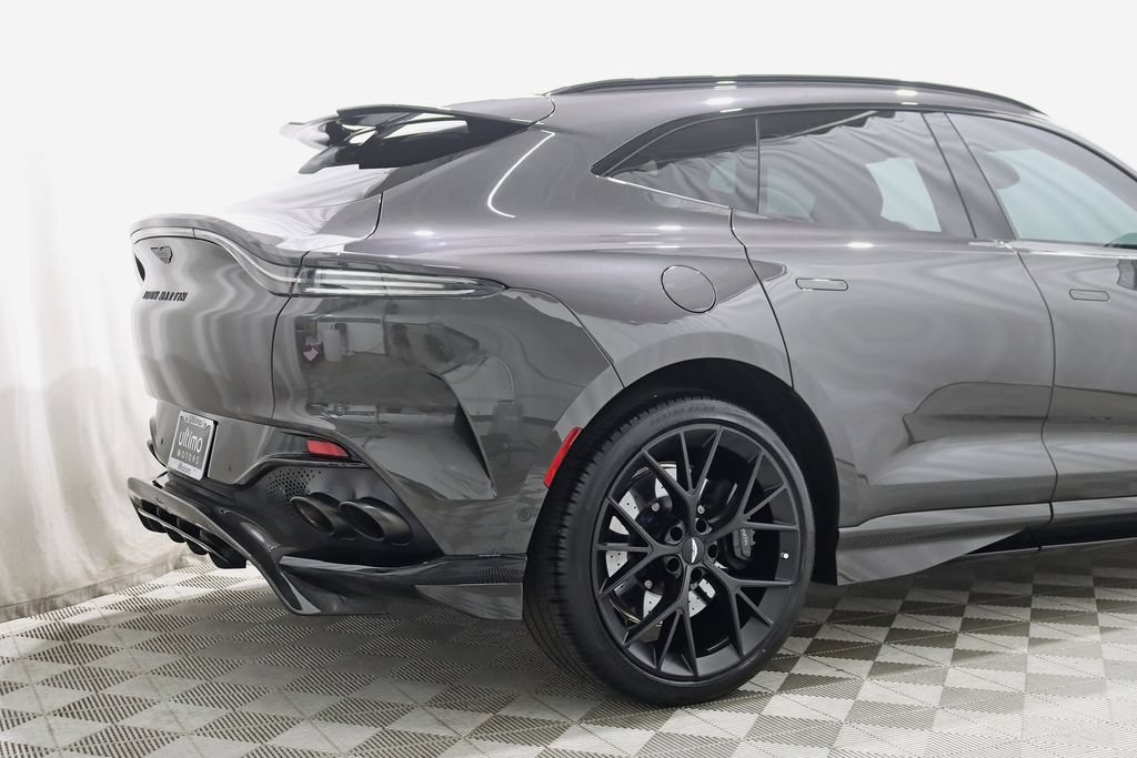 Used 2025 Aston Martin DBX 707 AWD/4WD image 16