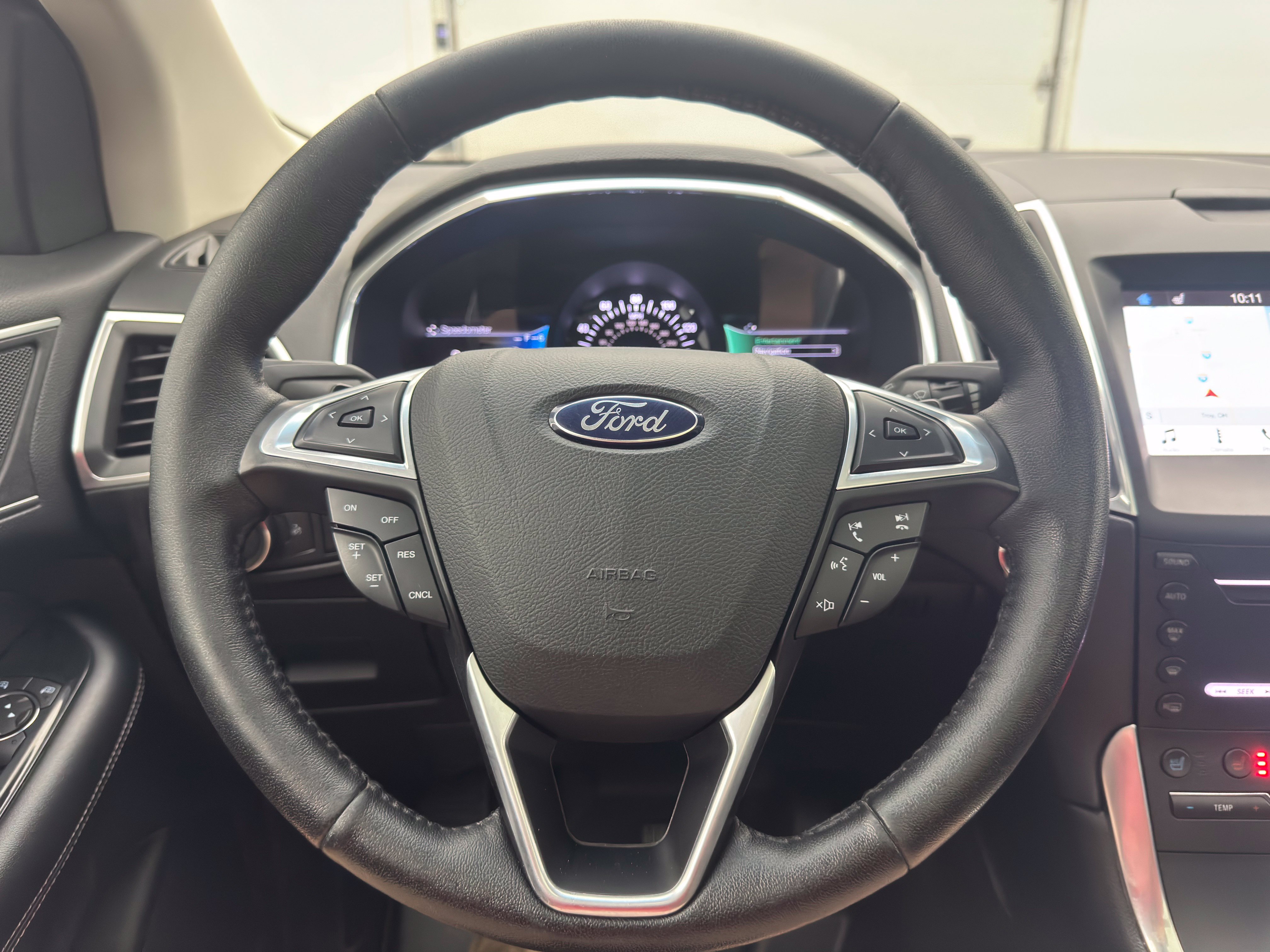 Used 2016 Ford Edge Titanium w/ Equipment Group 301A AWD/4WD image 20
