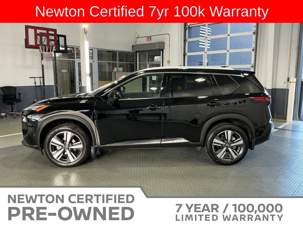 Used 2023 Nissan Rogue SL w/ SL Premium Package FWD image 3