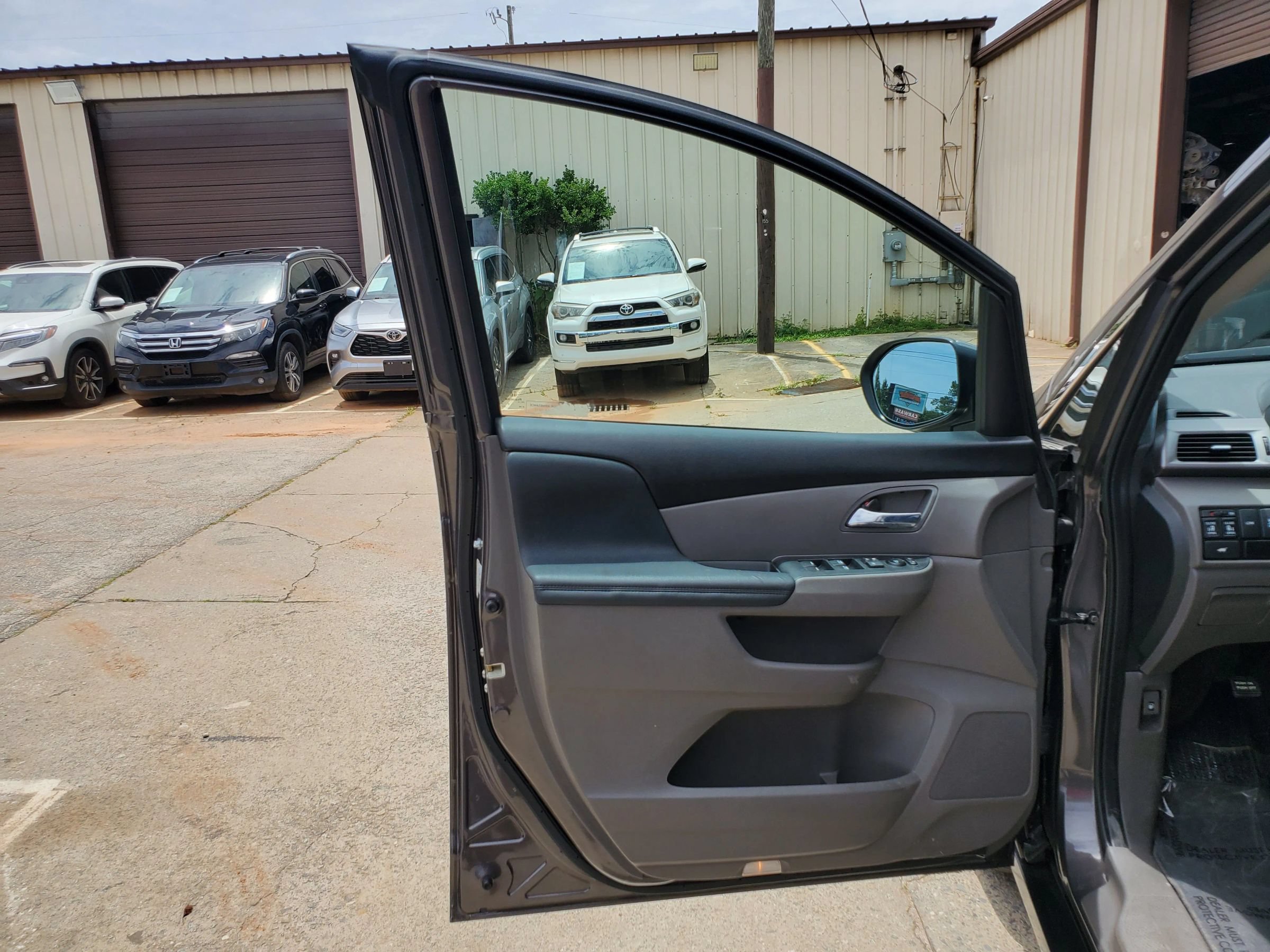 Used 2017 Honda Odyssey EX-L image 20