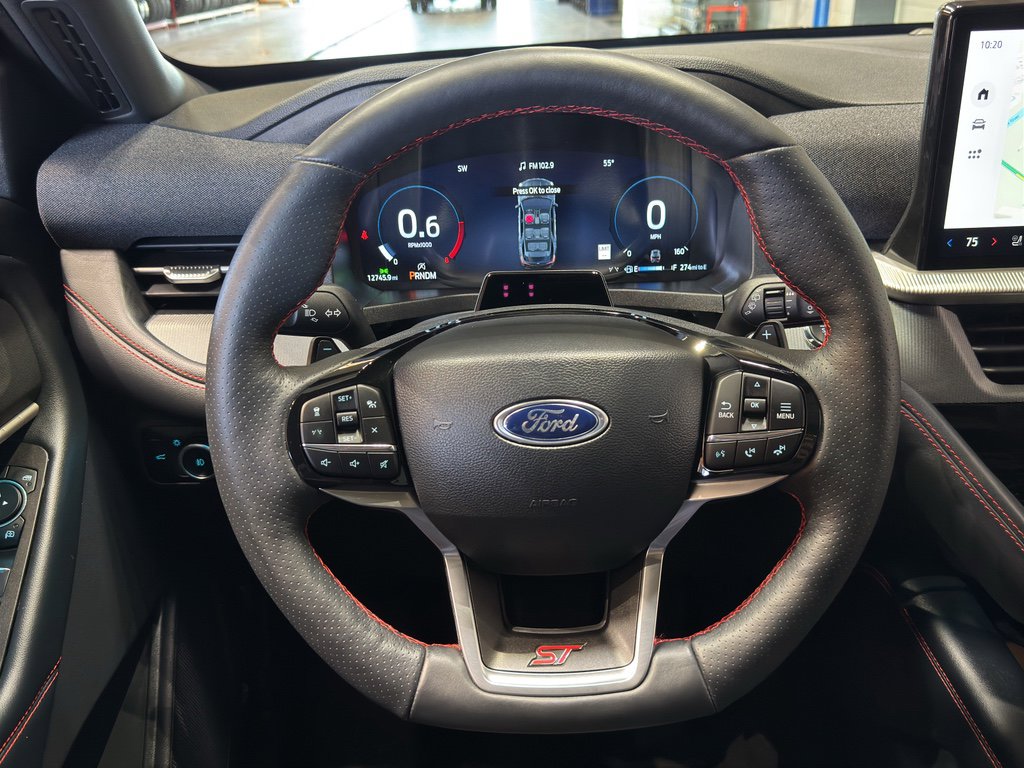 Used 2025 Ford Explorer ST image 26