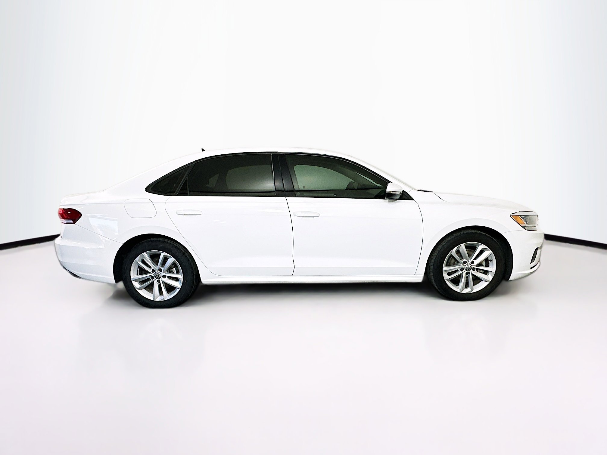 Used 2020 Volkswagen Passat 2.0T S image 10