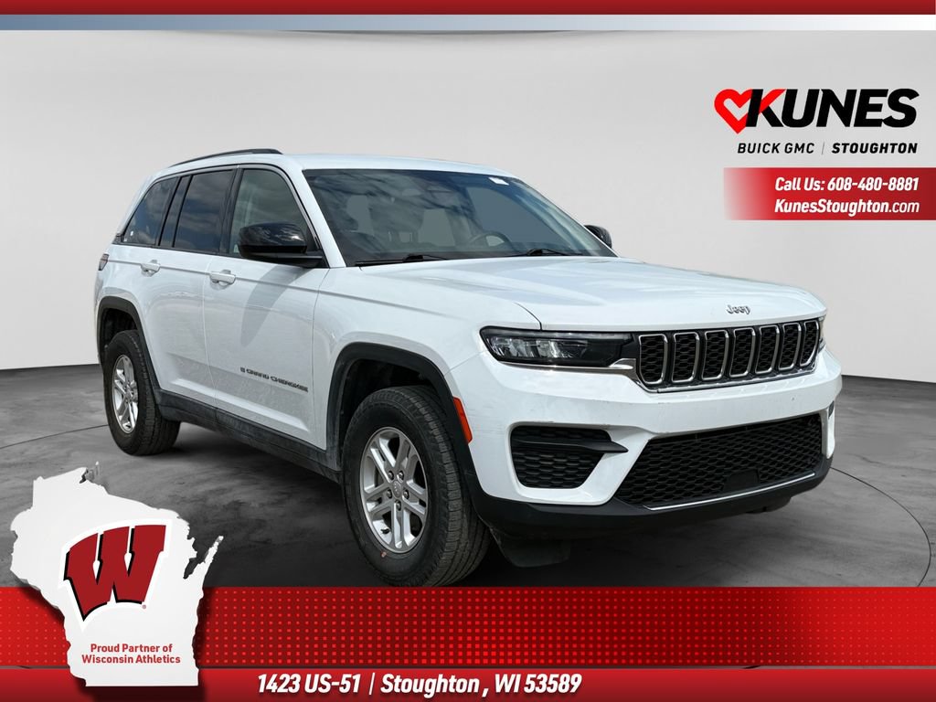 Used 2024 Jeep Grand Cherokee Laredo RWD image 1