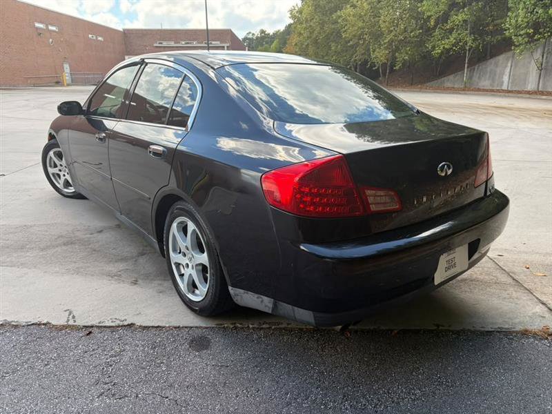 Used 2003 INFINITI G35 Sedan w/ Premium Pkg RWD image 4