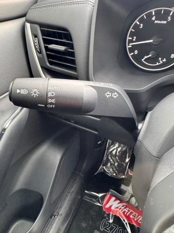 Certified 2025 Nissan Rogue S image 25