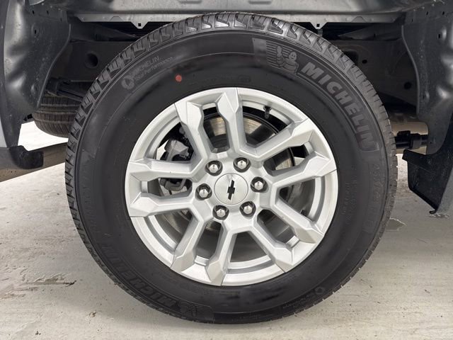 Used 2026 Chevrolet Silverado 1500 RST AWD/4WD image 35