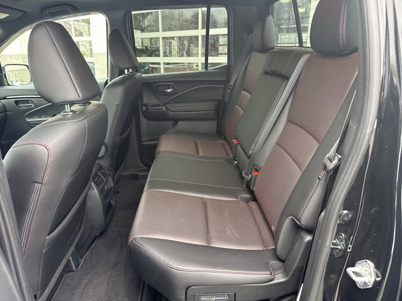 Used 2023 Honda Ridgeline Black Edition image 39