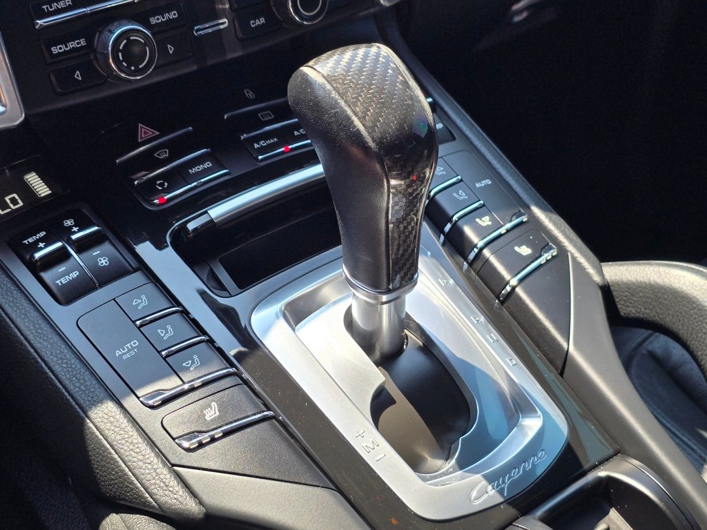 Used 2012 Porsche Cayenne AWD/4WD image 13
