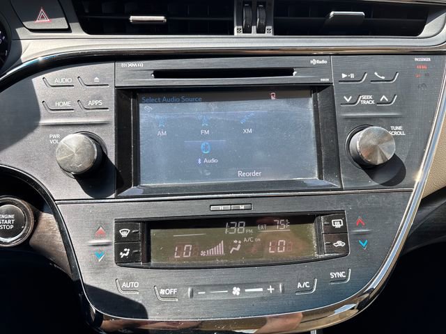 Used 2016 Toyota Avalon XLE Plus FWD image 18