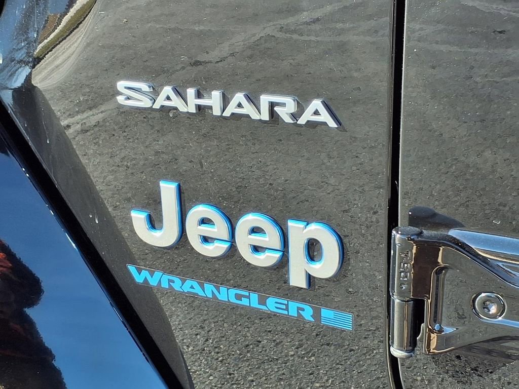 Certified 2023 Jeep Wrangler Unlimited Sahara w/ Cold Weather Group image 20