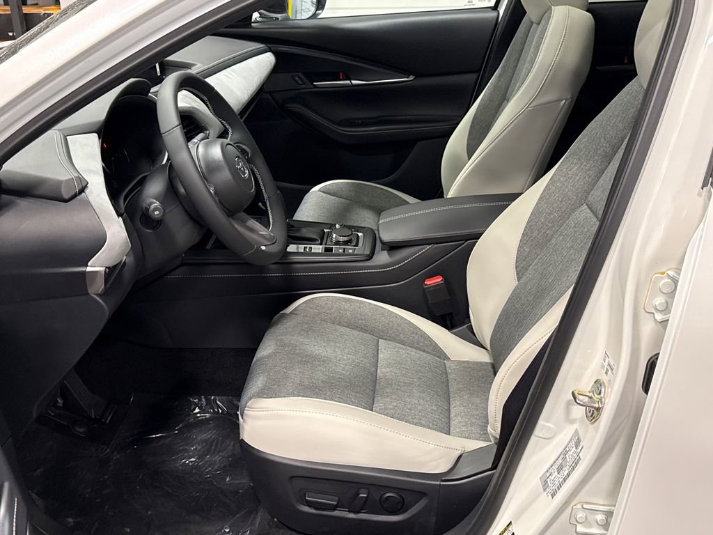 New 2026 MAZDA CX-30 Aire Edition image 4