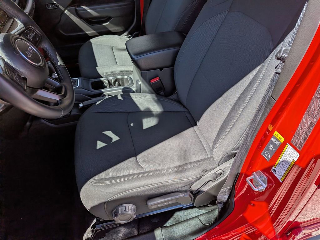 Used 2022 Jeep Wrangler Unlimited Sport image 22
