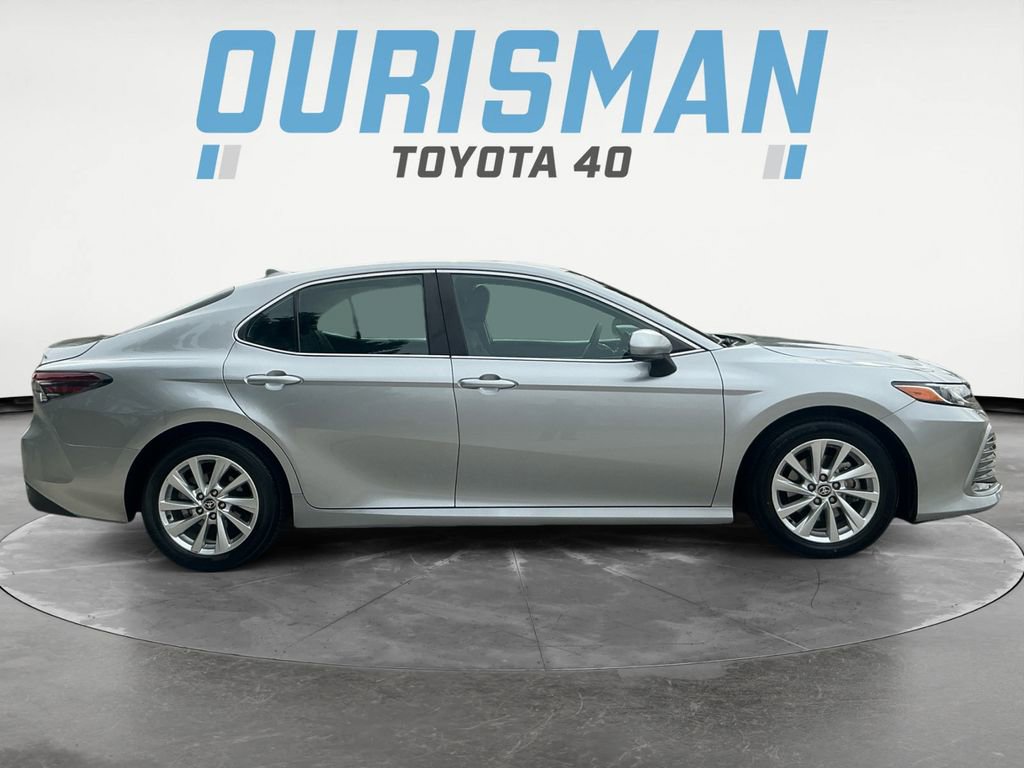 Used 2023 Toyota Camry LE image 8
