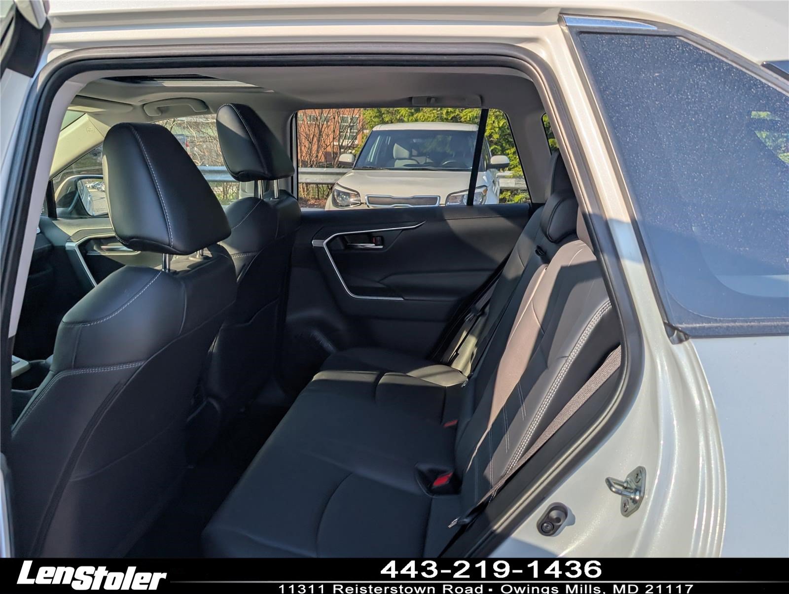 Used 2023 Toyota RAV4 XLE Premium AWD/4WD image 15