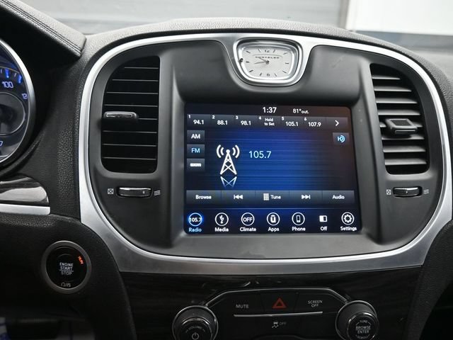 Used 2019 Chrysler 300 Touring w/ Sport Appearance Package RWD image 16