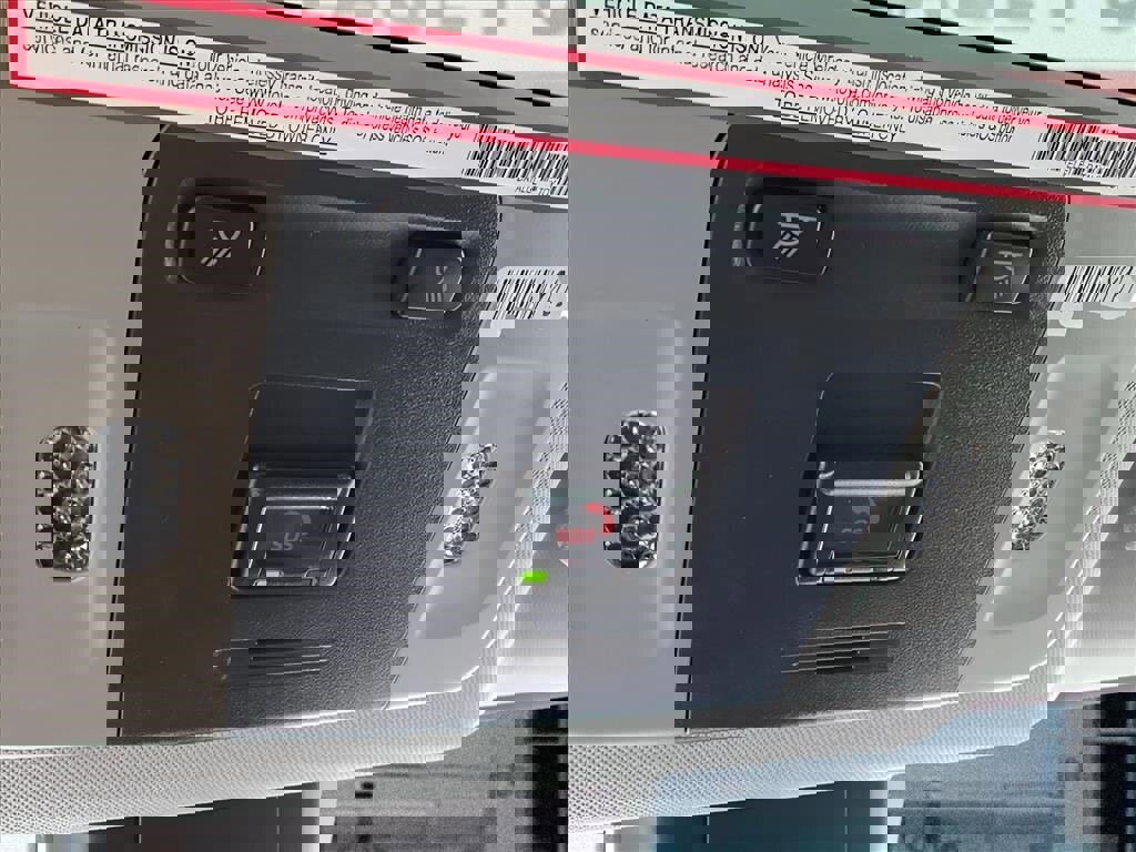 Used 2023 Toyota Camry SE image 22