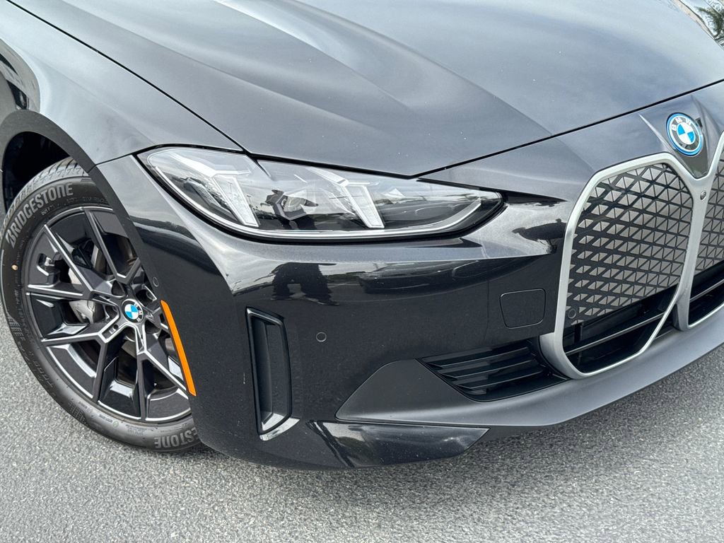 Used 2025 BMW i4 eDrive40 w/ Premium Package image 30