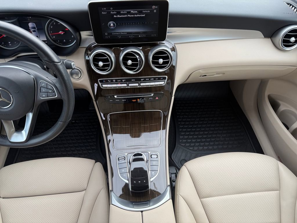 Used 2019 Mercedes-Benz GLC 300 4MATIC Coupe image 11