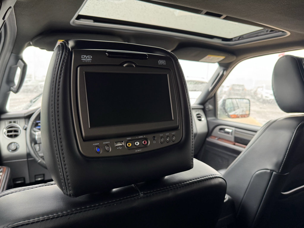 Used 2017 Ford Expedition EL Platinum image 21