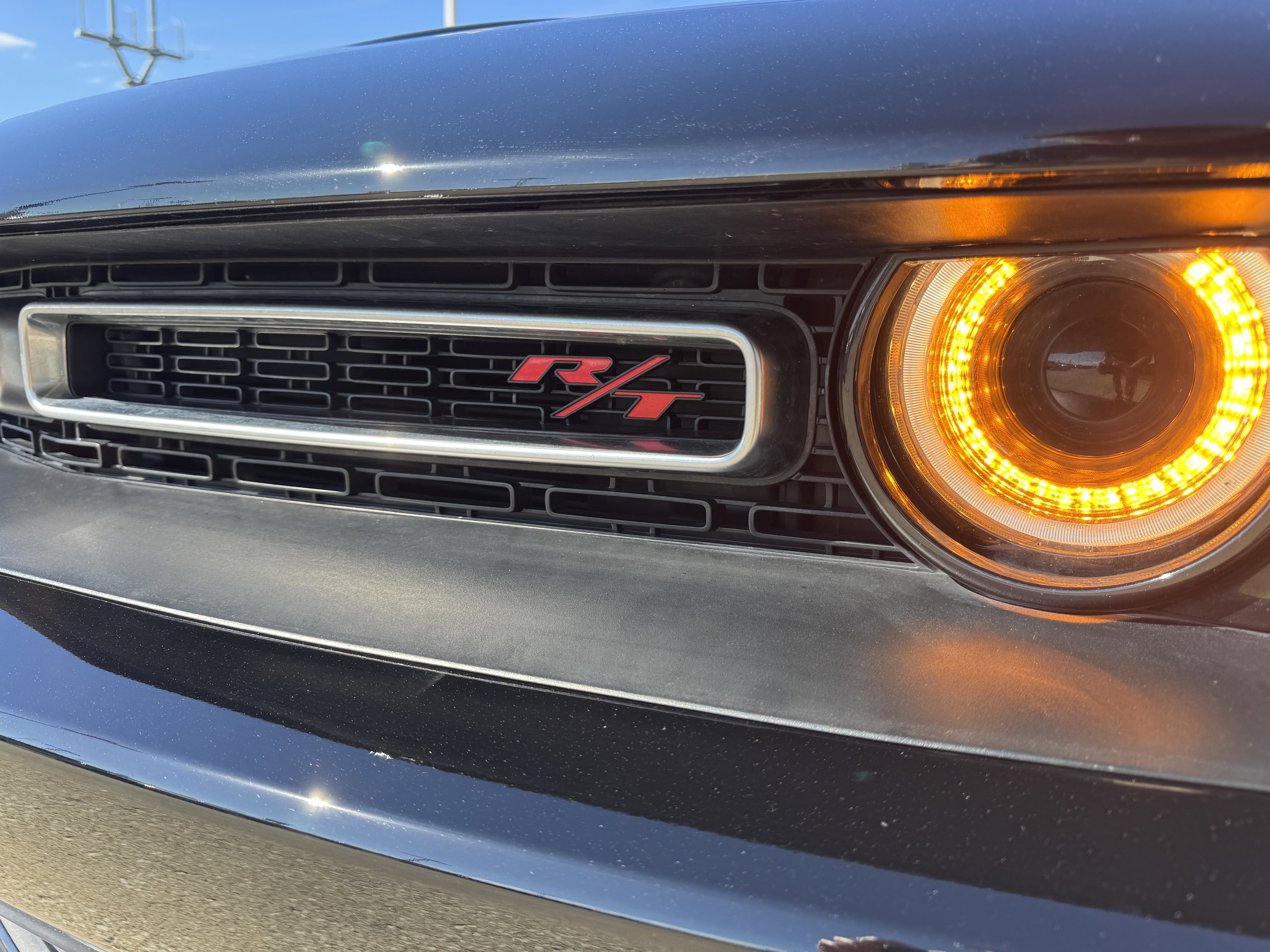 Used 2016 Dodge Challenger R/T Scat Pack w/ Leather Interior Group image 15