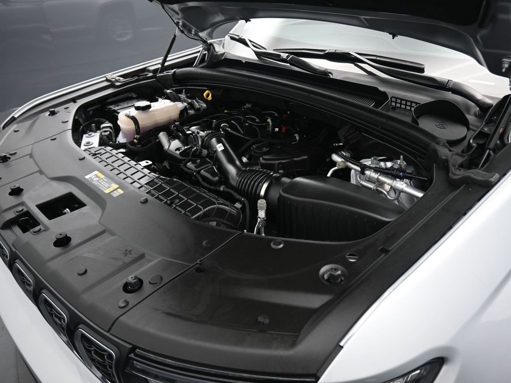 Used 2023 Jeep Grand Cherokee L Laredo AWD/4WD image 61