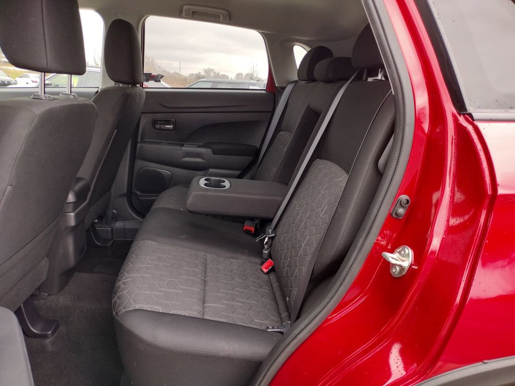 Used 2024 Mitsubishi Outlander Sport ES image 12